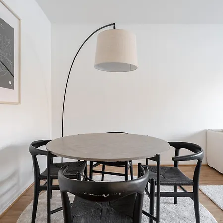 Bright & Cozy 1br Near Downtown *