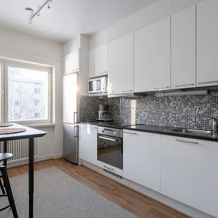 Bright & Cozy 1br Near Downtown Lejlighed