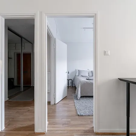 Apartment Bright & Cozy 1br Near Downtown Lahti